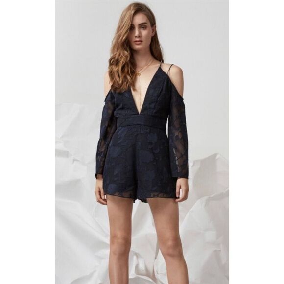 Finders Keepers Navy Play Suit Size S - Picture 1 of 15